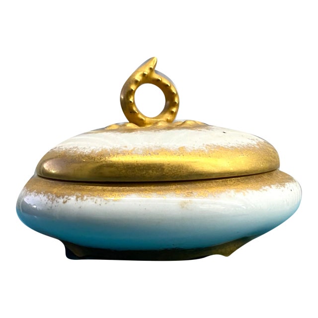 1970s Limoges France Keepsake Lidded Dresser Box For Sale