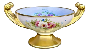 Early 20th Century Hutschenreuther Selb Footed Hand-Painted Floral Serving Bowl With Pearlized Glaze & Gold Trim