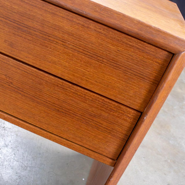 Mid to Late 20th Century Scandinavian Modern Teak Low Chest Style of Kai Kristiansen For Sale - Image 13 of 18