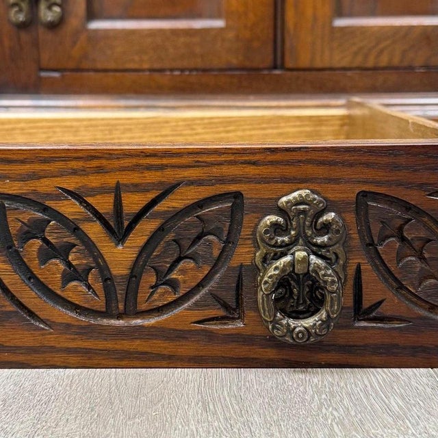 Antique Linenfold Panelled Cabinet in Oak, 1900s For Sale - Image 12 of 14