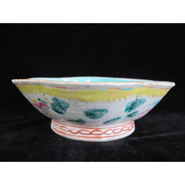 Chinese Porcelain Enamel Koi Fish & Flower Turquoise Center Nyonya Lobed Bowl For Sale - Image 4 of 7
