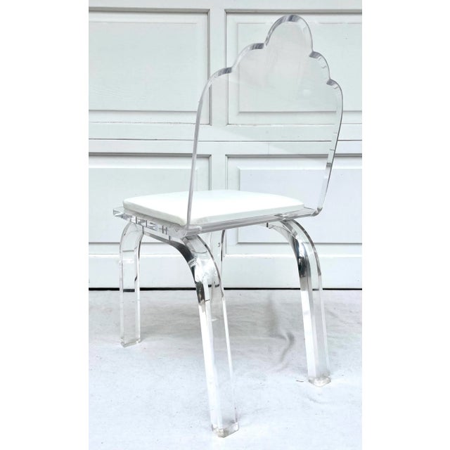 Mid 20th Century Vintage Lucite Scallop-Top Modern Side Chair For Sale - Image 5 of 12