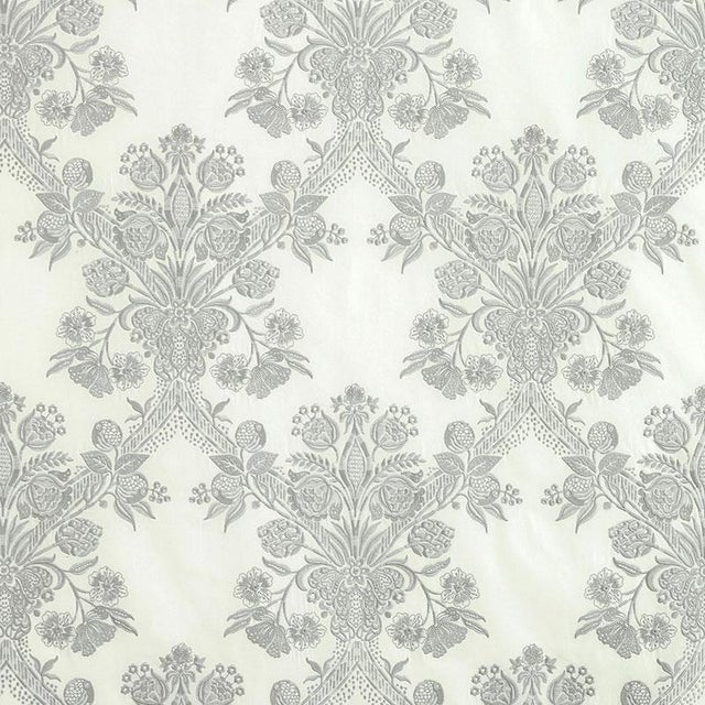 Sample - Schumacher Carolina Fabric in Grisaille For Sale