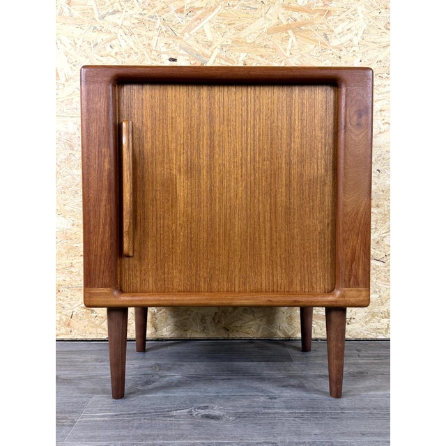 1960s/70s Teak Sideboard Credenza Cabinet Danish Modern Design Denmark 70s Item: Sideboard Manufacturer: Unknown...