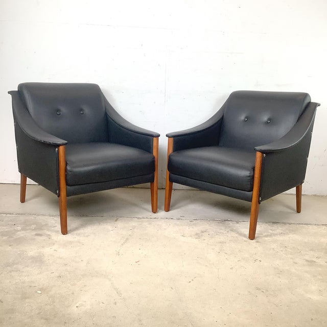 Gio Ponti Pair Gio Ponti Style Modernist Armchairs For Sale - Image 4 of 18