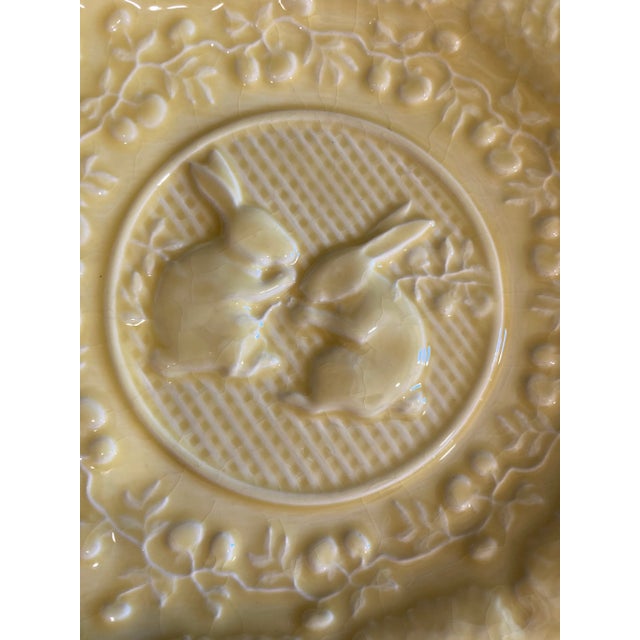 Bordallo Pinheiro 1990s Bordallo Pinheiro Yellow Bunny Platter For Sale - Image 4 of 6