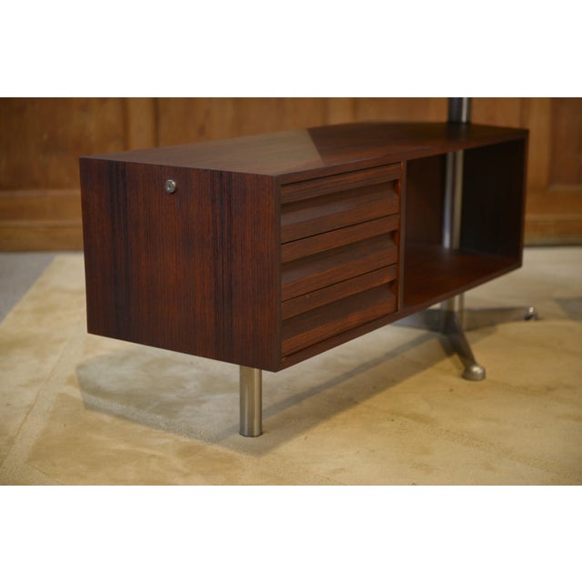 Modèle T95 Desk by Osvaldo Borsani for Tecno, 1960s For Sale - Image 13 of 17