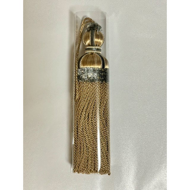 Samuel & Sons Margaux Key Tassel Item No.: KT-59561-06 Color: 06 Wedgwood Dore Condition: New in package 4 pieces...