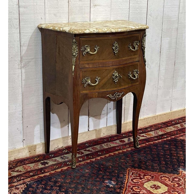 Louis XV Commode in Oak with Marble Top For Sale - Image 4 of 17