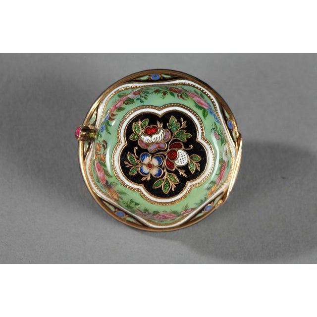 Vinaigrette in Gold with Enamel and Precious Stones For Sale - Image 13 of 16