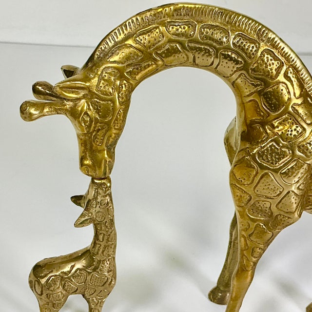 1960s Vintage Hollywood Regency Boho Chic Brass Giraffe With Calf Sculpture - Set of 2 For Sale - Image 6 of 15
