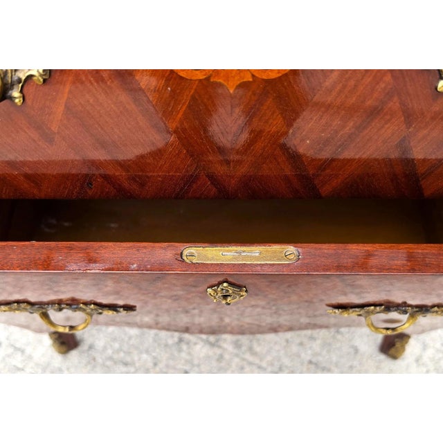 Pair of French Louis XV Style Bombe Commodes Bedside Tables Nightstands For Sale - Image 14 of 16