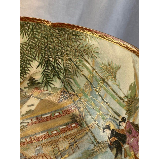 Celadon Large Antique Japanese Satsuma Scenic Bowl With Scalloped Rim – Autumn Landscape, Figures & Waterwheel For Sale - Image 8 of 18