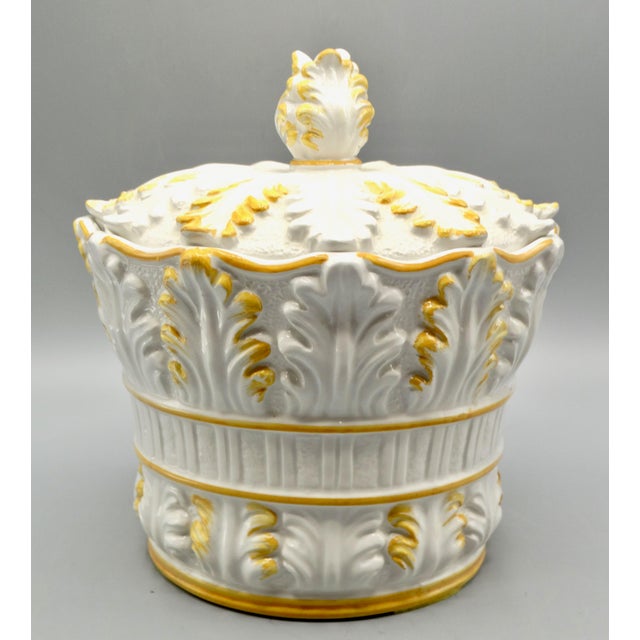 Mid 20th Century Italian Lidded Cachepot With Acanthus Leaves For Sale - Image 5 of 9