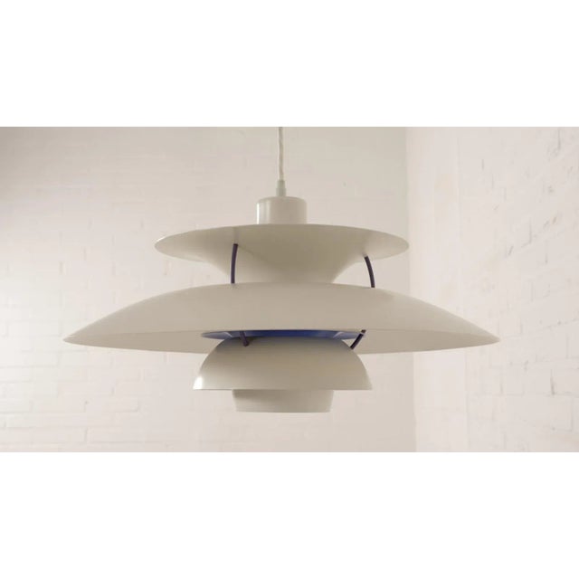 Louis Poulsen Ph5 Pendant Lamp from Louis Poulsen For Sale - Image 4 of 10
