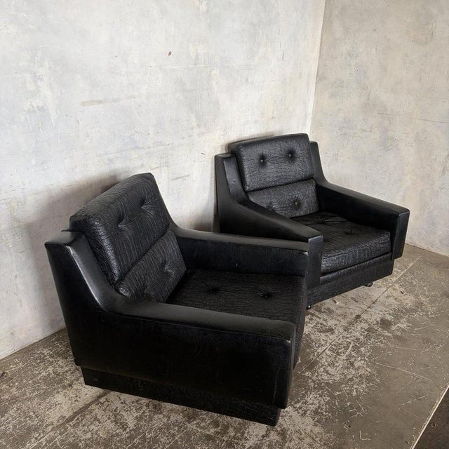 Art Deco Black Leather Club Armchairs, 1930s, Set of 2 For Sale - Image 3 of 9