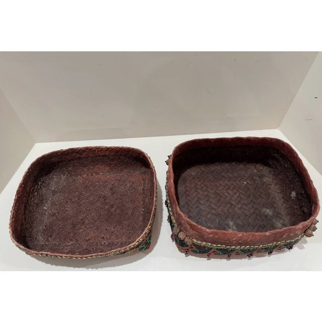 Antique Sumatran Beaded Wedding Box Minangkabau Indonesia Cowrie Basket Lid For Sale - Image 9 of 11
