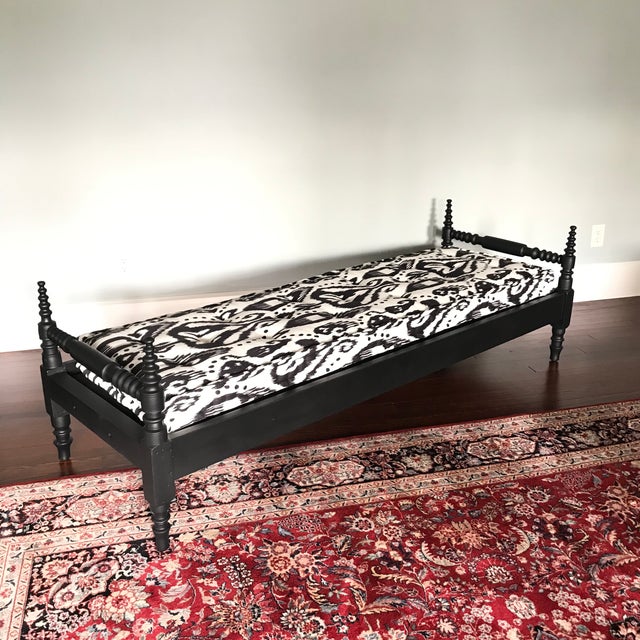Black Antique Spool Daybed Bench With Linen French Mattress Chairish