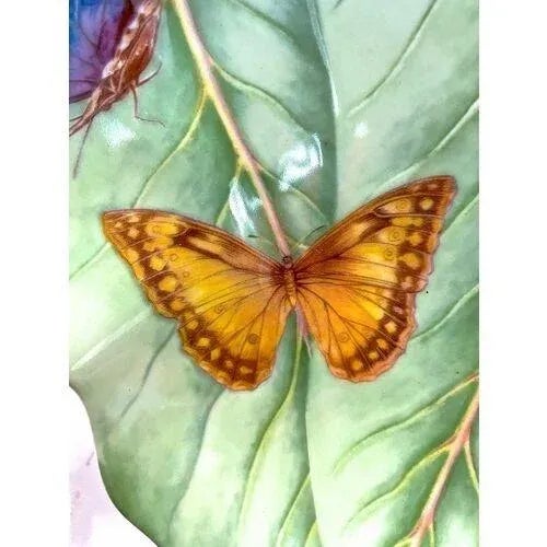Late 20th Century Vintage Mottahedeh Leaf & Butterfly Serving Dish For Sale - Image 5 of 6
