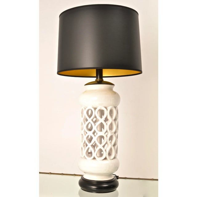 Sculptural Mid-Century Modern Ceramic Lamp For Sale - Image 10 of 10