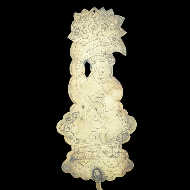 Chinese Chinese Bronze Pot Hook With Etched Immortal 19th Century For Sale - Image 3 of 5