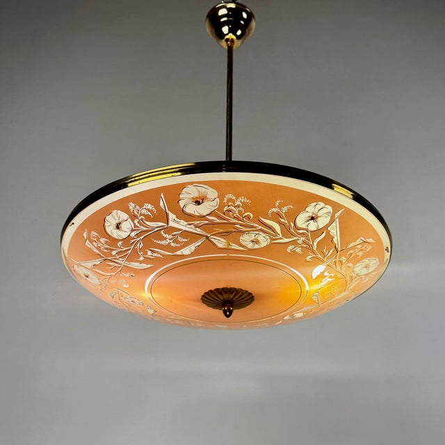 Mid-Century UFO Pendant Light in BRass and Glass by Pietro Chiesa for Fontana Arte, Italy, 1950s For Sale - Image 9 of 10