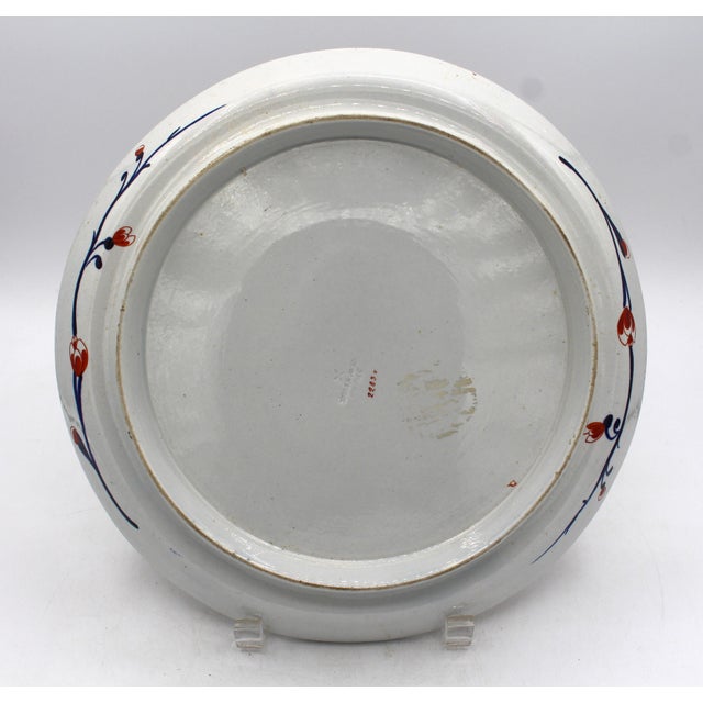 1816 Georgian period "Spode's New Stone" circular tray. A beautiful example suited to canapes, hors d'oeuvres, cheeses,...