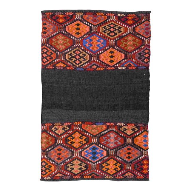 Decorative Vintage Turkish Kilim Rug - 3`5″ X 5`5″ Ft For Sale