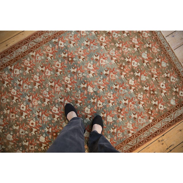 :: Covered allover field arranged in rows and columns of floral bouquets with minor blossoms and pinwheel coloration atop...