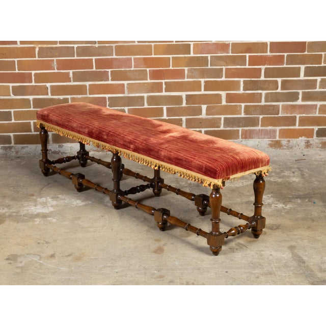 Italian 1820s Walnut Bench with Red Fabric, Turned Legs and Stretchers For Sale - Image 9 of 11