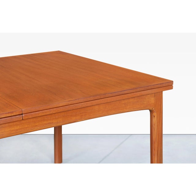 1960s Scandinavian Modern Expanding Teak Dining Table by Folke Ohlsson for Dux For Sale - Image 5 of 12