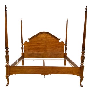 Thomasville King Size Hardwood Carved Poster Bed For Sale