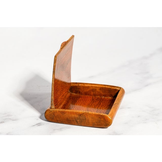 Wonderful Small Antique Wood Snuff Box Handcrafted Hinge Gentleman’s Pocket Box Tobacciana For Sale In New York - Image 6 of 10