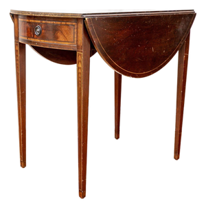 Early 18th Century Federal Mahogany Pembroke Drop Leaf Table With Satinwood Inlaid Legs and Brass Pull