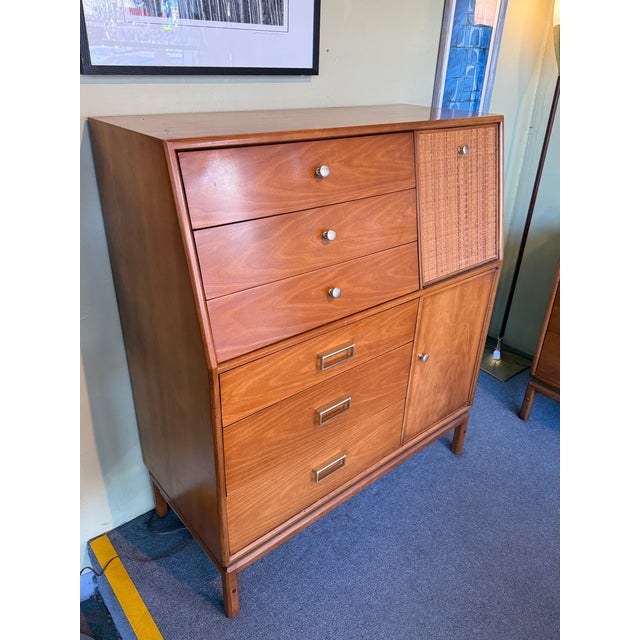 You are viewing a fantastic Suncoast Gentleman's Chest, designed by Kipp Stewart for Drexel c1950s. This fantastic design...