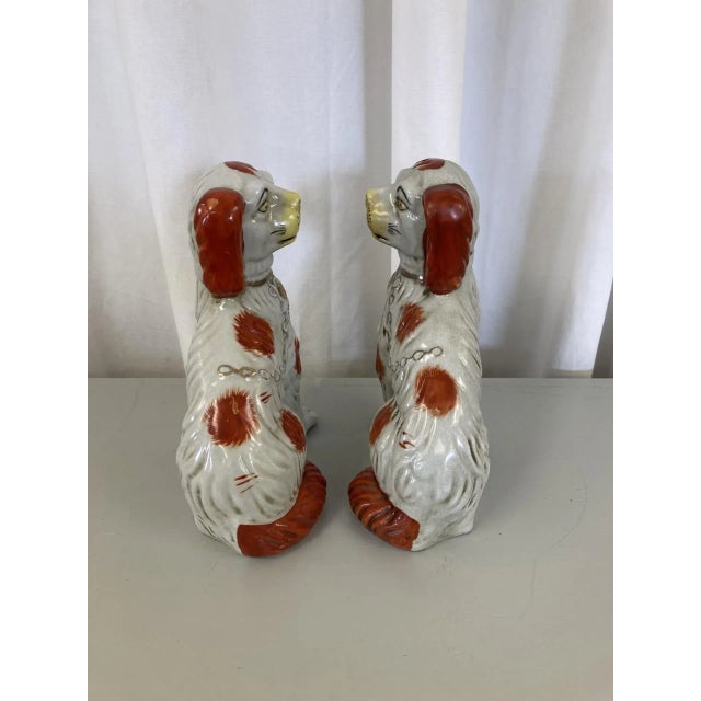 Victorian Pair of Late 19th Century Gray Staffordshire Terrier Figurines For Sale - Image 3 of 5