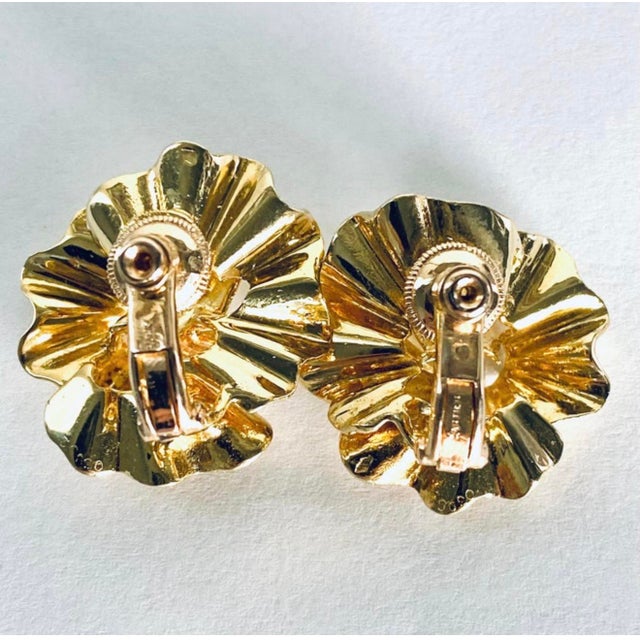 Vintage Cartier 18k Yellow Gold Floral Petal Clip-on Earrings, A Pair For Sale In New York - Image 6 of 12