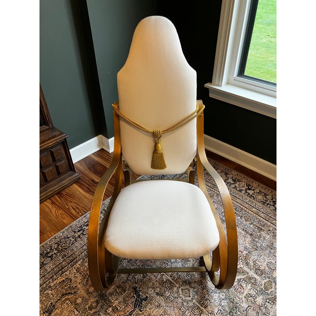 Mid-Century Modern Vintage Hollywood Regency Gilt Metal Ribbon Rocking Chair For Sale - Image 3 of 17