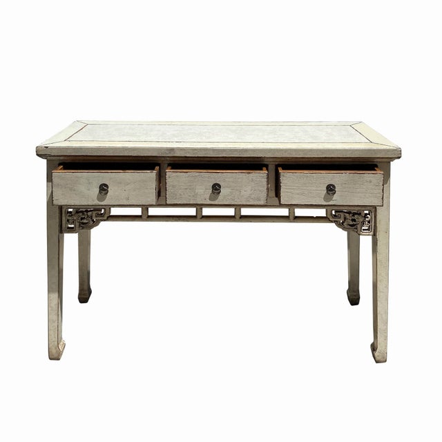 2000 - 2009 Chinese Distressed Off White 3 Drawers Side Pedestal Console Table For Sale - Image 5 of 7