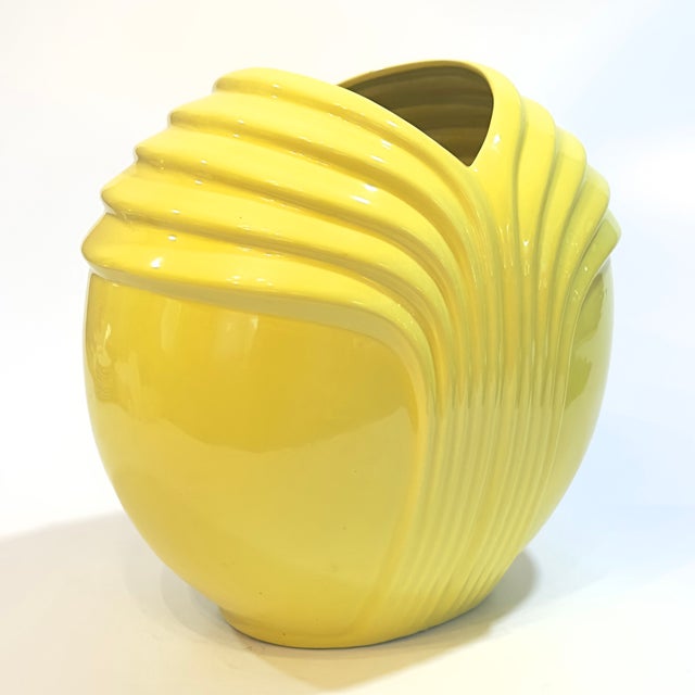 Rare Artichoke Vase in Citrus Yellow Attributed to Royal Haeger, Circa 1980s For Sale In Miami - Image 6 of 12
