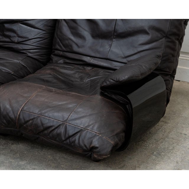 Vintage Marsala Sofa and Ottoman in Brown Leather from Ligne Roset, 1980s, Set of 2 For Sale - Image 9 of 13
