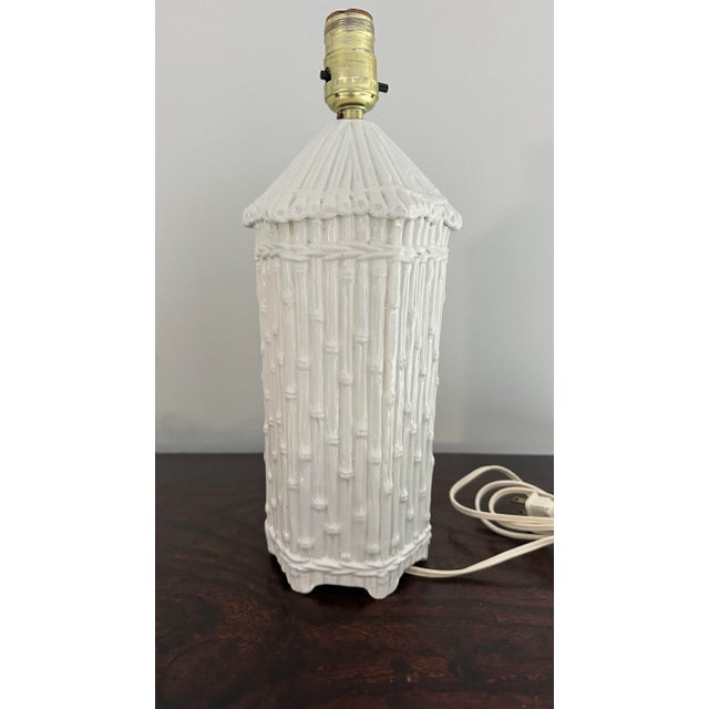 Pair of Italian Mid Century Faux Bamboo Pagoda Lamps For Sale In Savannah - Image 6 of 8