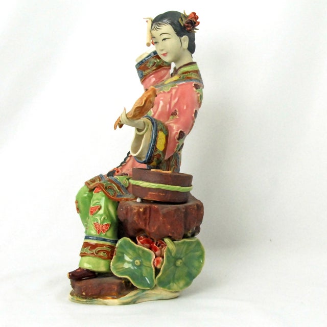Chinese Vintage Shiwan Wucai Chinese Porcelain Pottery Figurine Lady Holding Fish Signed For Sale - Image 3 of 11