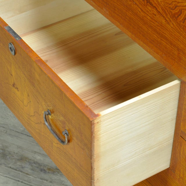 1910s Japanese Tansu Chest of Drawers, 1910s For Sale - Image 5 of 13