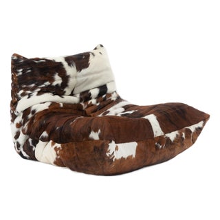Vintage Ligne Roset Togo Fireside Chair in Natural Cowhide - Michel Ducaroy, 1970s For Sale