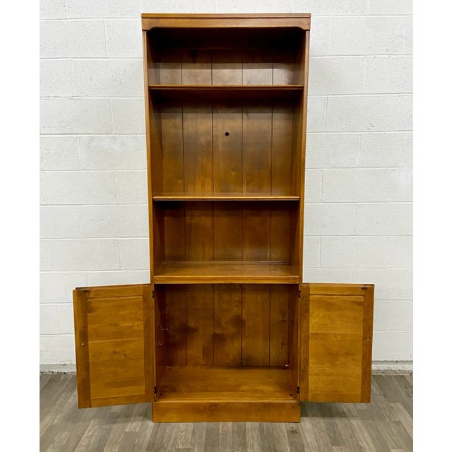 Ethan Allen Vintage Ethan Allen Heirloom Custom Room Plan Maple Nutmeg Hutch Cabinet For Sale - Image 4 of 12