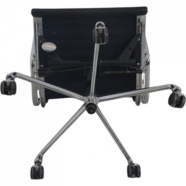 EA117 Desk Chair by Charles Eames, 2006 For Sale - Image 15 of 17