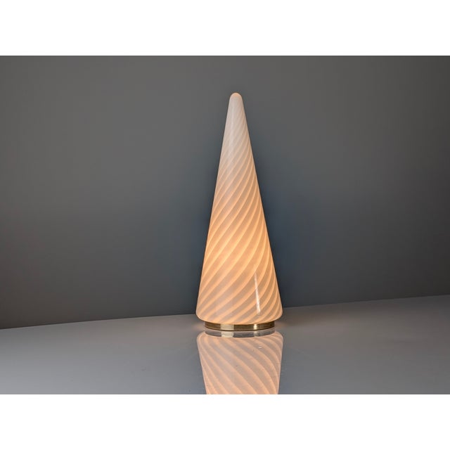 Murano Glass Spiral Cone Table Lamp from Venini, 1970s For Sale - Image 4 of 8