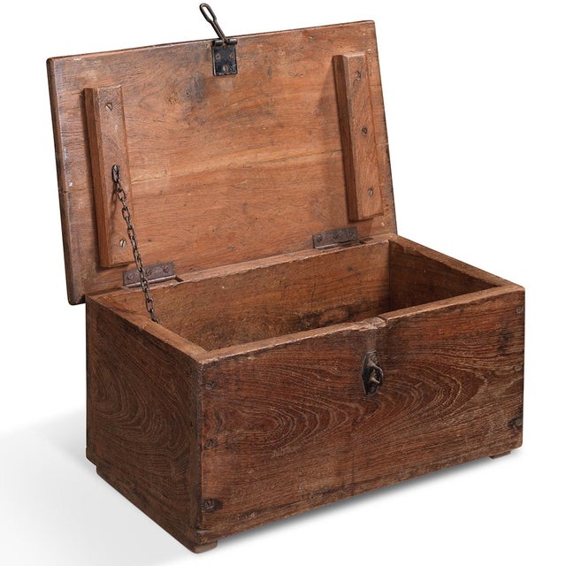 Vintage Indian Storage Box, 1930s For Sale - Image 3 of 6