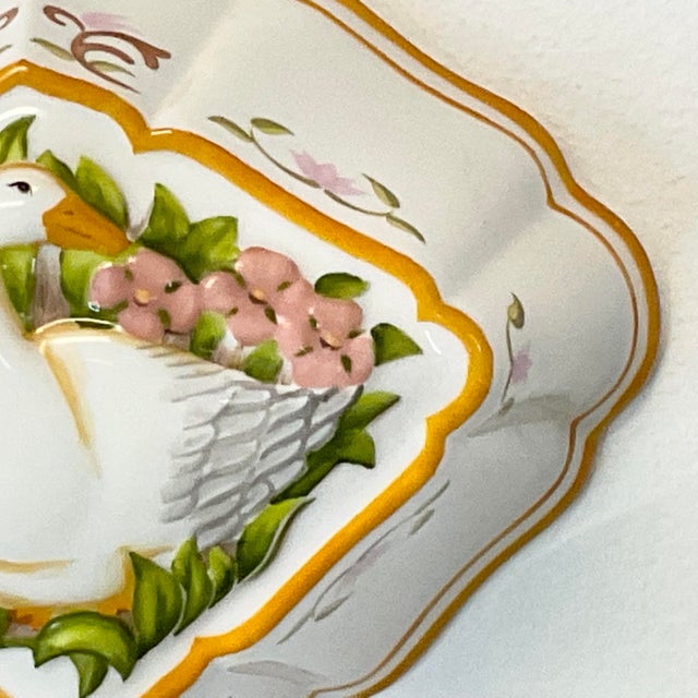1986 Coastal French Le Cordon Blue Flora and Goose Porcelain Mold & Wall Decor. For Sale - Image 9 of 10